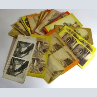 Antike Stereo-Postkarten zu verschiedenen Themen.Stereoskopische Vintage Fotokarten.Antiquitätengeschäft.