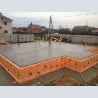 Perform the construction work from Foundation to roof quickly and efficiently.